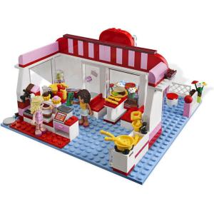 Cafeneaua din parc LEGO