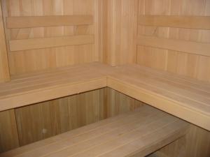 Cabina de sauna cu lambriu din abachi 12mm