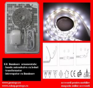 Kit LED-uri  decorative {banda 5 ml + transformator+cablu alimentare}