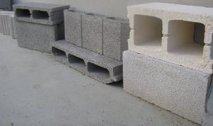 Boltari blocuri de beton