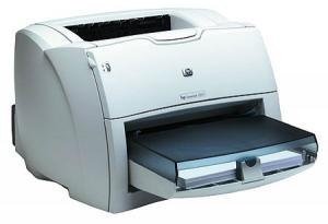 Imprimanta laserJet Monocrom A4 HP 1300, 19 pagini/minut, 10000 pagini/luna, rezolutie 1200/1200dpi, 1 x USB, 1 x Paralel, cartus toner inclus
