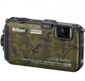 Aparat foto Nikon Coolpix AW100 Camouflage plus card 4GB si geanta Lowepro Rezo 50