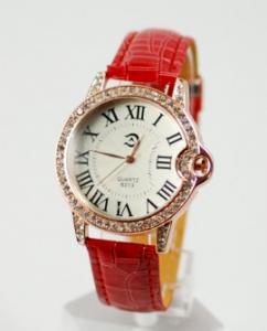 Ceas dama cu strasuri decorative Rosu - Design special pentru momente frumoase!