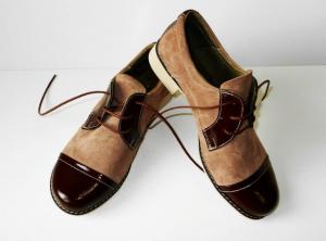 Pantofi dama piele naturala (Intoarsa) varf lacuit casual-eleganti / Pantofi piele intoarsa Maro cu Varf Lacuit Made in Romania