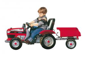 Tractor cu pedale peg perego