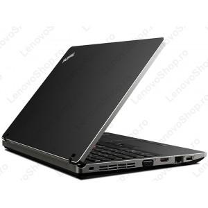 ThinkPad EDGE 15.6" Intel Core i3-330M 3GB HDD 320GB