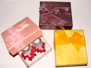 Cutiute cadou bijuterii (carton)