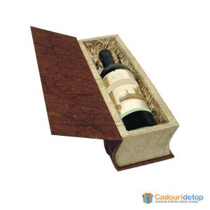 Cutie din carton tip carte cu hartie creponata pentru o sticla de vin
