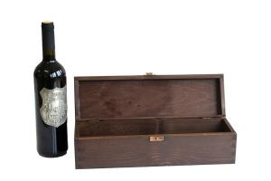 Cutie lemn natur lacuit si vopsit pentru o sticla de vin