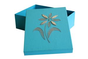 Cutie cadou dreptunghiulara - albastru cu floare