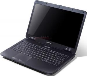 Acer - Promotie Laptop eMachines E527-902G16Mi (Numpad) + CADOURI