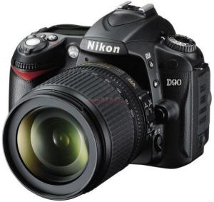 NIKON -  Aparat Foto D-SLR D90 +  Obiectiv 18-105mm VR  + CADOURI