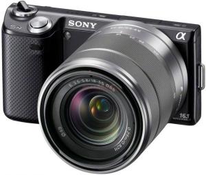 Sony -  Aparat Foto Digital NEX-5NK (Negru), Obiectiv 18-55mm, Filmare Full HD, Vedere Panoramica 2D si 3D, Ecran Tactil