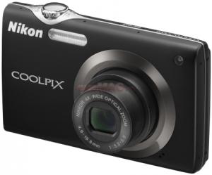NIKON - Camera Foto COOLPIX S3000 (Neagra) + CADOURI