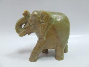 Elefant foarte mare agalmatolit