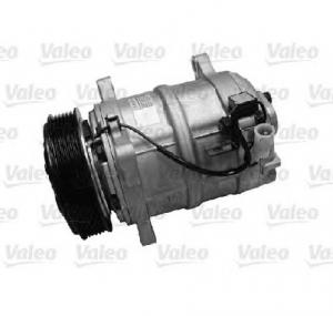 Compresor  climatizare VOLVO 850  LS  PRODUCATOR VALEO 699753