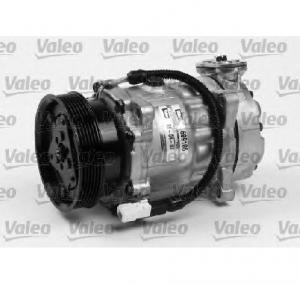 Compresor  climatizare RENAULT LAGUNA I  B56  556  PRODUCATOR VALEO 699106