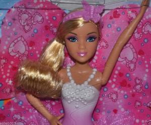 Papusa Barbie Zana micuta Fashion Fairytale