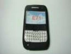 Huse Husa Silicon Nokia E71 Cu Tastatura Meniu - Neagra