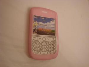 Huse telefoane Husa Silicon Blackberry 8900 9300 roz BULK