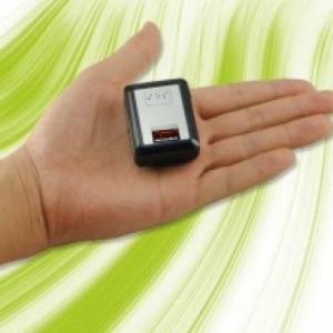 Mini localizator GPS persoane-bunuri