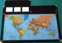Mapa birou din piele neagra, 58x75cm, 2 clape, cu harta