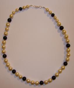 Colier din perle de sticla sidefata, model gea099