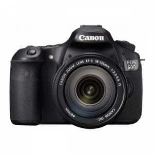 Canon EOS 60D kit 18-135mm F/3.5-5.6 IS - 18 MPx, LCD 3
