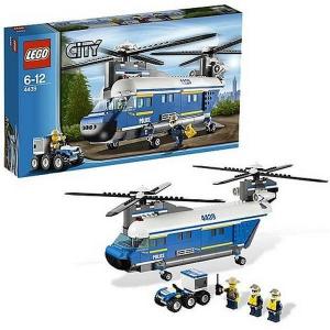 LEGO City 

Elicopterul pentru greutati mari zboara deasupra padurii