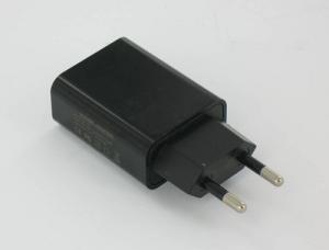 USB AC Charger Black with 2.1 Amp Output YPU739