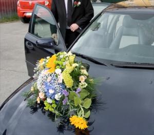 Ventuza pentru masina cu flori de camp viu colorate