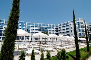 Oferta speciala Hotel Chaika Beach 4* demipensiune in Sunny Beach Bulgaria