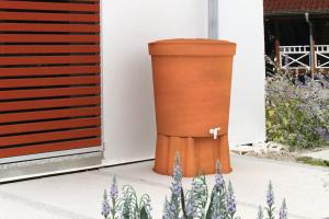 Rezervor Basic + Stand Toscana Water Butt culoare Terracotta 300 lt.