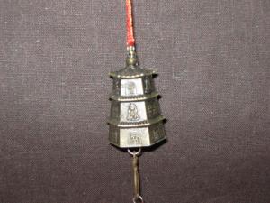 Clopotel feng shui cu pagoda (metal)
