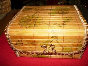 Caseta de bijuterii din bambus - 1