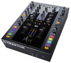 Mixer DJ/ Controler/ interfata audio Native Instruments Traktor Kontrol Z2