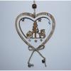 Decoratiune inimioara din lemn cu clopotei
