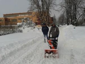 Deszapezire mecanizata cu freze de zapada, tarif pe ora x utilaj