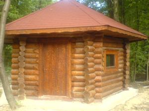 Casa din lemn rotund