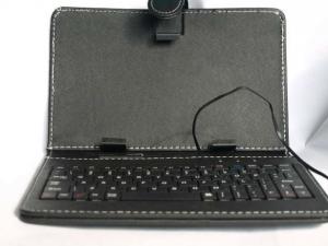 Husa pentru tableta 9 inch cu tastatura usb din piele eco