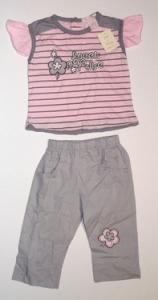 Pantalon gri cu tricou roz - 11028_1