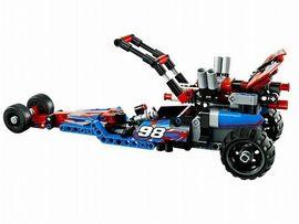 Masina de curse pentru teren din seria Lego Tehnic - JDL42010