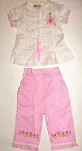 Camasuta alba cu pantalon lung Floricica roz