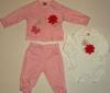 Pijamale roz bebeluse cu flori