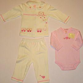 Pijamale roz pentru fetite Ursuletul tacut- 14185 A