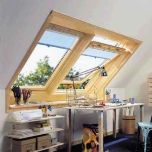 Fereastra de mansarda velux