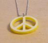 Medalion de plastic peace galben (exl)