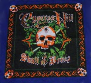 Bandana Cypress Hill Skull &amp. Bones bordura albastra