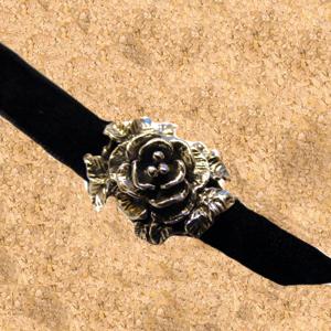 K232 Black velvet necklace SILVER ROSE