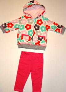 Costumas - pantaloni si hanorac cu floricele -  Hainute bebelusi
